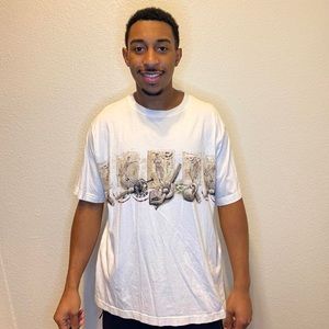 BASEBALL T-SHIRT -LARGE